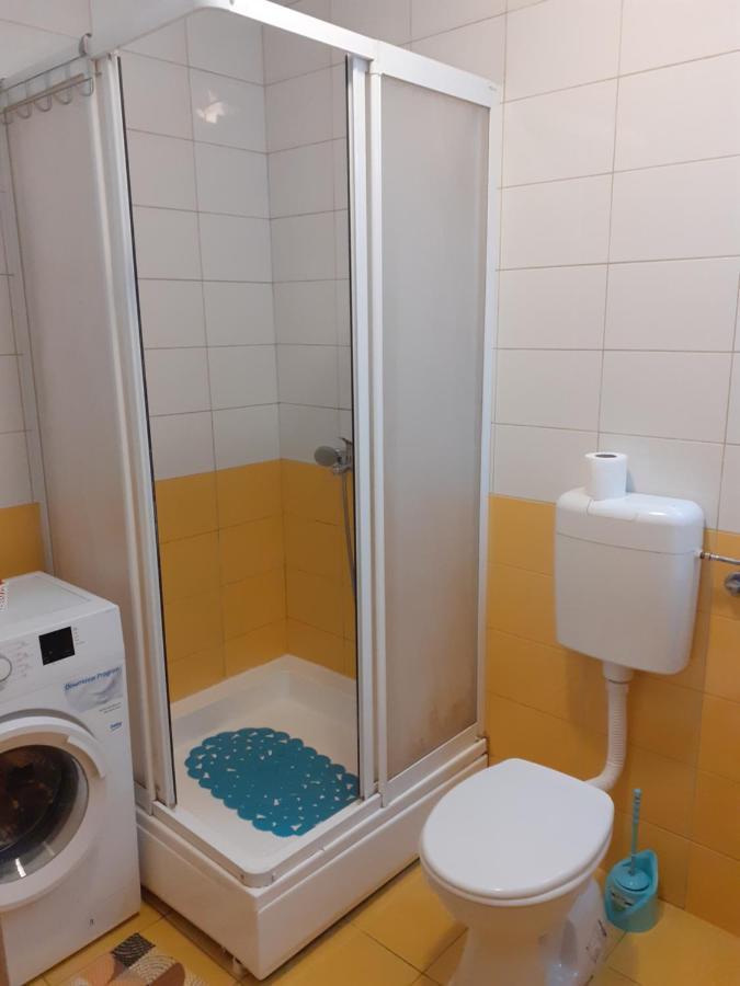 Ballet Apartament Skopje Buitenkant foto